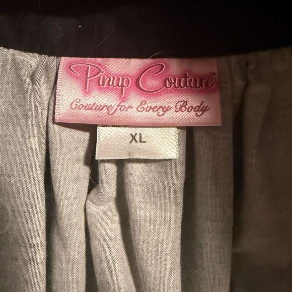 VERY RARE Pinup Couture Mexican Circle Skirt w Mermaid Border - Picture 4 of 5